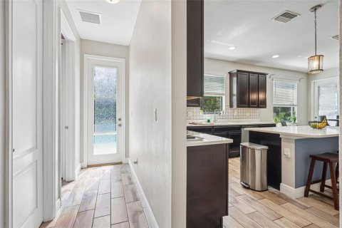 Villa ou maison à vendre à Sun City Center, Floride: 5 chambres, 292.55 m2 № 2298234 - photo 7
