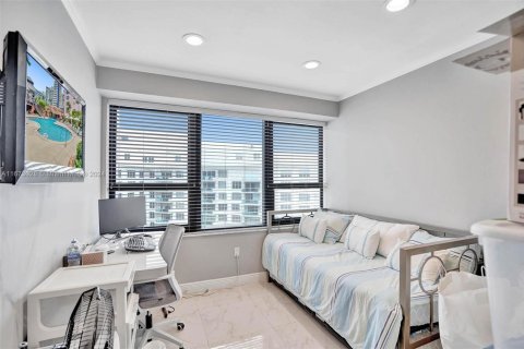 Condominio en venta en Miami Beach, Florida, 3 dormitorios, 141.21 m2 № 1937677 - foto 26