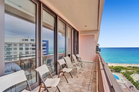 Condominio en venta en Miami Beach, Florida, 3 dormitorios, 141.21 m2 № 1937677 - foto 5