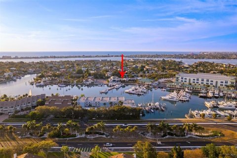 Casa en venta en Tierra Verde, Florida, 3 dormitorios, 214.51 m2 № 813729 - foto 22