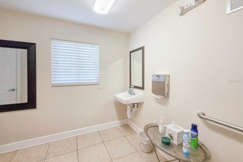 Propiedad comercial en venta en Palm Coast, Florida, 187.11 m2 № 2167041 - foto 12