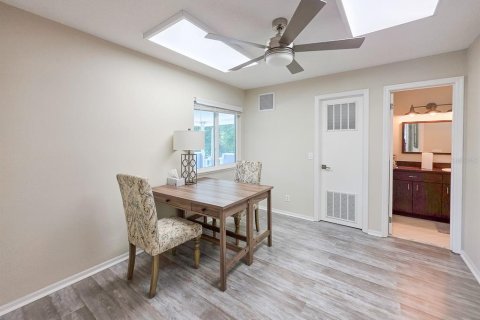 Propiedad comercial en venta en Palm Coast, Florida, 187.11 m2 № 2167041 - foto 26