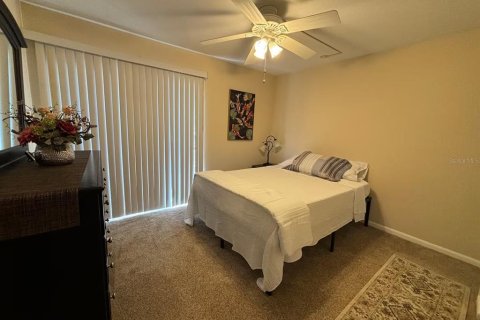 Condo in Gainesville, Florida, 1 bedroom  № 2229763 - photo 7