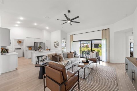Casa en venta en Citrus Springs, Florida, 4 dormitorios, 169.92 m2 № 2091857 - foto 3