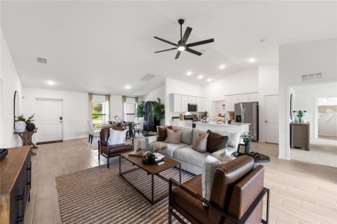 Casa en venta en Citrus Springs, Florida, 4 dormitorios, 169.92 m2 № 2091857 - foto 6