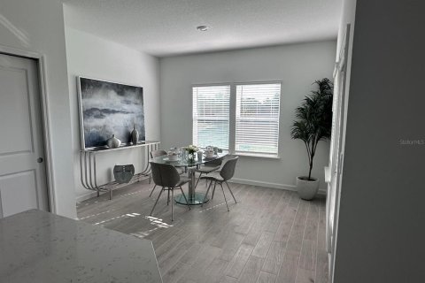 House in Alachua, Florida 4 bedrooms, 210.7 sq.m. № 2238920 - photo 4