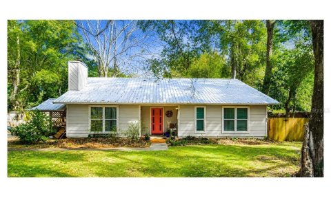 Villa ou maison à Gainesville, Floride 3 chambres, 164.16 m2 № 2334039