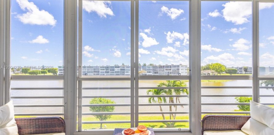 Condo in Boca Raton, Florida, 2 bedrooms  № 2068550