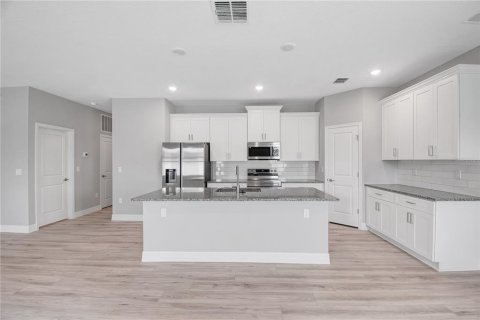 Casa en venta en Ocala, Florida, 4 dormitorios, 184.88 m2 № 1774753 - foto 14