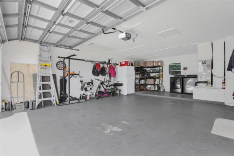House in Casselberry, Florida 3 bedrooms, 119.66 sq.m. № 2408723 - photo 27