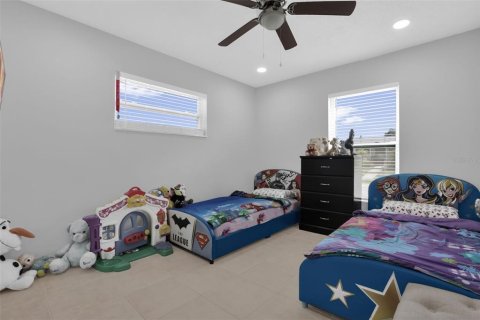 House in Casselberry, Florida 3 bedrooms, 119.66 sq.m. № 2408723 - photo 15