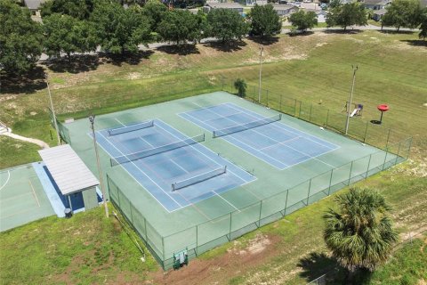 Condo in Clermont, Florida, 2 bedrooms  № 1918598 - photo 23