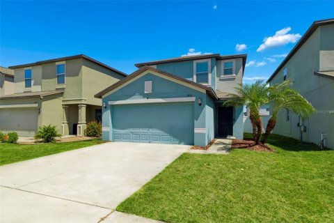 House in Tampa, Florida 4 bedrooms, 195.93 sq.m. № 2117184