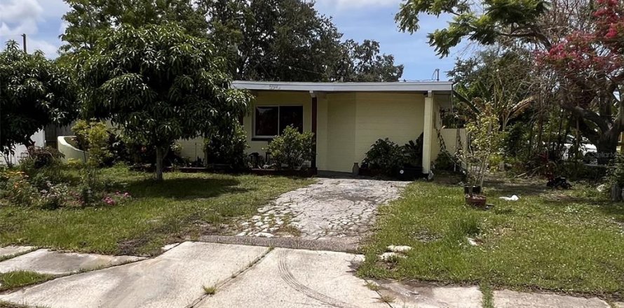 House in Pinellas Park, Florida 3 bedrooms, 126.07 sq.m. № 1823326