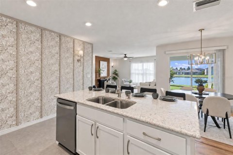 Villa ou maison à vendre à Ruskin, Floride: 4 chambres, 171.5 m2 № 2399062 - photo 4