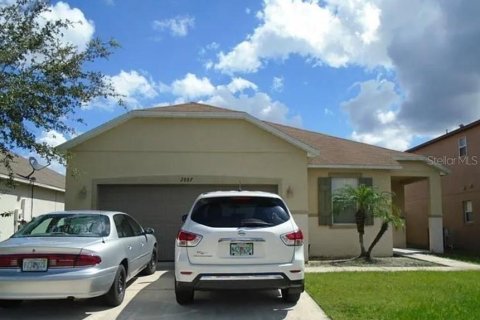 House in Kissimmee, Florida 3 bedrooms, 155.24 sq.m. № 2277073