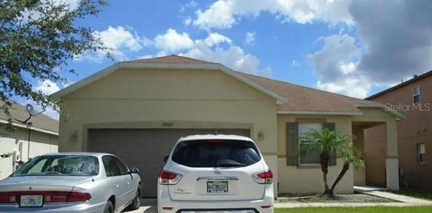 Casa en Kissimmee, Florida 3 dormitorios, 155.24 m2 № 2277073