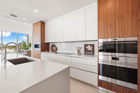 Condominio en venta en Sarasota, Florida, 4 dormitorios, 327.67 m2 № 2093103 - foto 15
