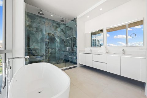 Condominio en venta en Sarasota, Florida, 4 dormitorios, 327.67 m2 № 2093103 - foto 26