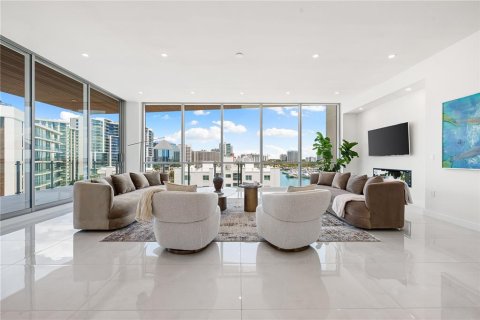 Condominio en venta en Sarasota, Florida, 4 dormitorios, 327.67 m2 № 2093103 - foto 5