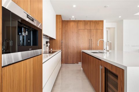 Condominio en venta en Sarasota, Florida, 4 dormitorios, 327.67 m2 № 2093103 - foto 16