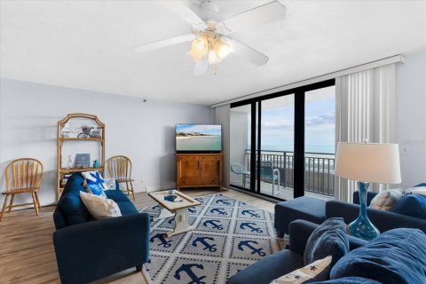 Condo in New Smyrna Beach, Florida, 2 bedrooms  № 1341358 - photo 3