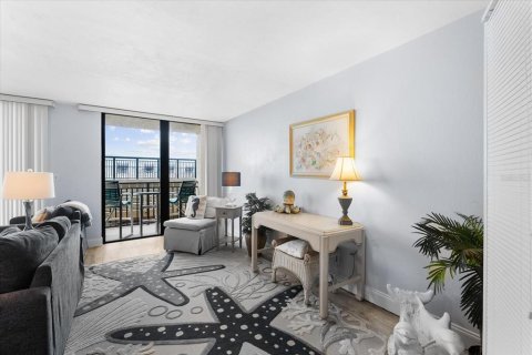 Condo in New Smyrna Beach, Florida, 2 bedrooms  № 1341358 - photo 5