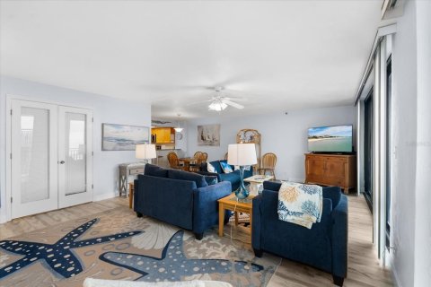Condo in New Smyrna Beach, Florida, 2 bedrooms  № 1341358 - photo 7