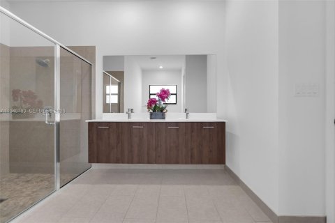 Купить виллу или дом в Мирамар, Флорида 4 спальни, 211.26м2, № 2005329 - фото 25