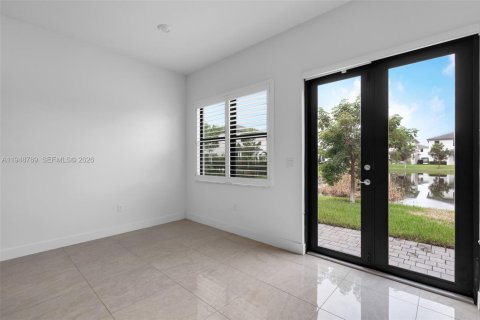 Купить виллу или дом в Мирамар, Флорида 4 спальни, 211.26м2, № 2005329 - фото 16