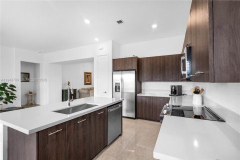 Купить виллу или дом в Мирамар, Флорида 4 спальни, 211.26м2, № 2005329 - фото 21