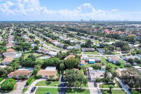 House in Palm Beach Gardens, Florida 3 bedrooms, 118.73 sq.m. № 1951550 - photo 23