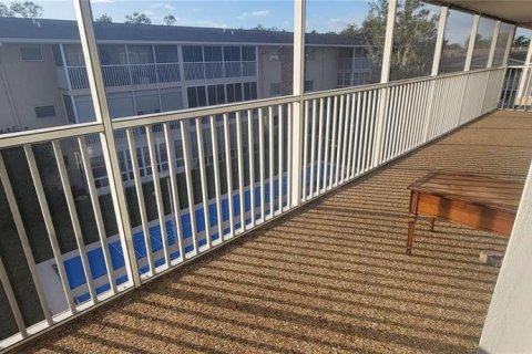 Apartamento en alquiler en Sarasota, Florida, 2 dormitorios, 89.56 m2 № 1429038 - foto 13