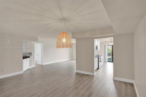 Купить кондоминиум в Холливуд, Флорида 1 спальня, 101.08м2, № 1966050 - фото 5