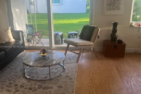 Casa en venta en Plantation, Florida, 2 dormitorios, 133.59 m2 № 2044843 - foto 13