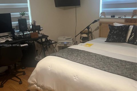 Casa en venta en Plantation, Florida, 2 dormitorios, 133.59 m2 № 2044843 - foto 3