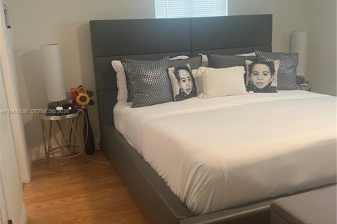 Casa en venta en Plantation, Florida, 2 dormitorios, 133.59 m2 № 2044843 - foto 11