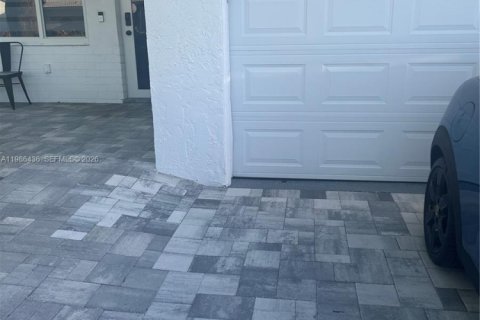 Casa en venta en Plantation, Florida, 2 dormitorios, 133.59 m2 № 2044843 - foto 16