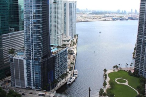 Condominio en alquiler en Miami, Florida, 1 dormitorio, 91.32 m2 № 1993840 - foto 7