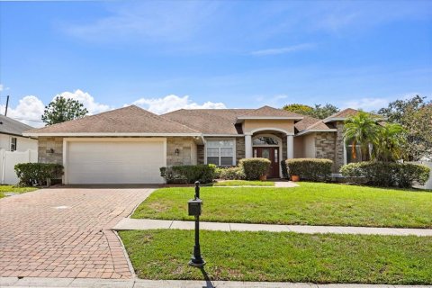 House in Orlando, Florida 4 bedrooms, 223.71 sq.m. № 1882889 - photo 1