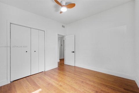 Casa en venta en North Miami, Florida, 3 dormitorios, 123.93 m2 № 1982546 - foto 21