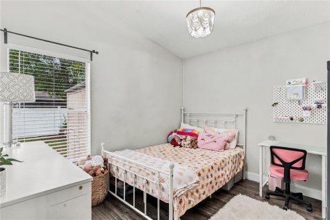 House in Clearwater, Florida 3 bedrooms, 134.89 sq.m. № 2408926 - photo 30