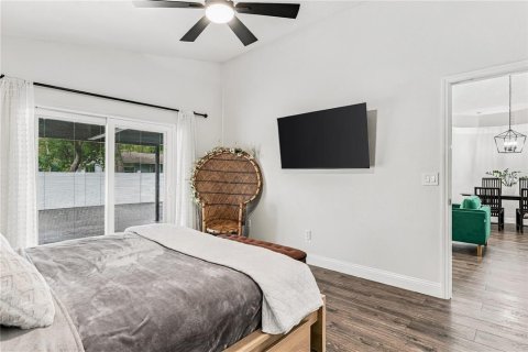 House in Clearwater, Florida 3 bedrooms, 134.89 sq.m. № 2408926 - photo 18