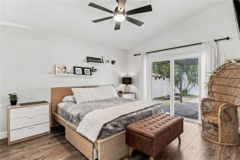House in Clearwater, Florida 3 bedrooms, 134.89 sq.m. № 2408926 - photo 17