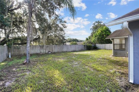 House in Casselberry, Florida 3 bedrooms, 110.46 sq.m. № 1885050 - photo 30