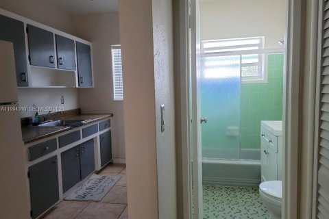 Снять в аренду кондоминиум в Майами-Бич, Флорида 37.35м2, № 2055905 - фото 6