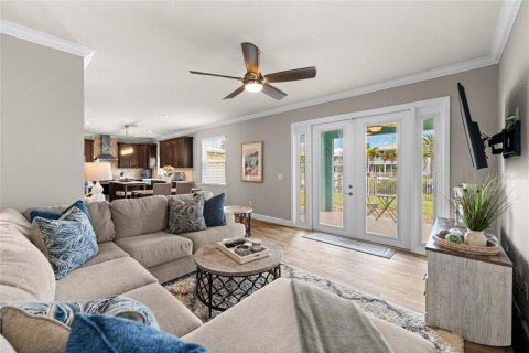 Casa en venta en Apollo Beach, Florida, 4 dormitorios, 251.39 m2 № 2148835 - foto 25