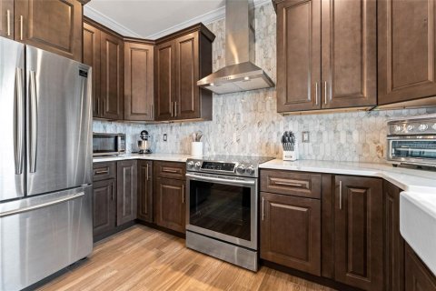 Casa en venta en Apollo Beach, Florida, 4 dormitorios, 251.39 m2 № 2148835 - foto 18