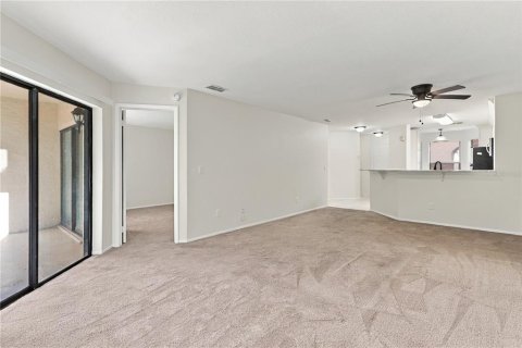Copropriété à vendre à Orlando, Floride: 2 chambres, 94.2 m2 № 2414935 - photo 15