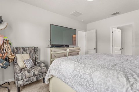 House in Orlando, Florida 4 bedrooms, 171.5 sq.m. № 1734029 - photo 9